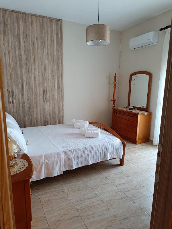Panos House - High Luxury Apartment ตริกาลา ภายนอก รูปภาพ