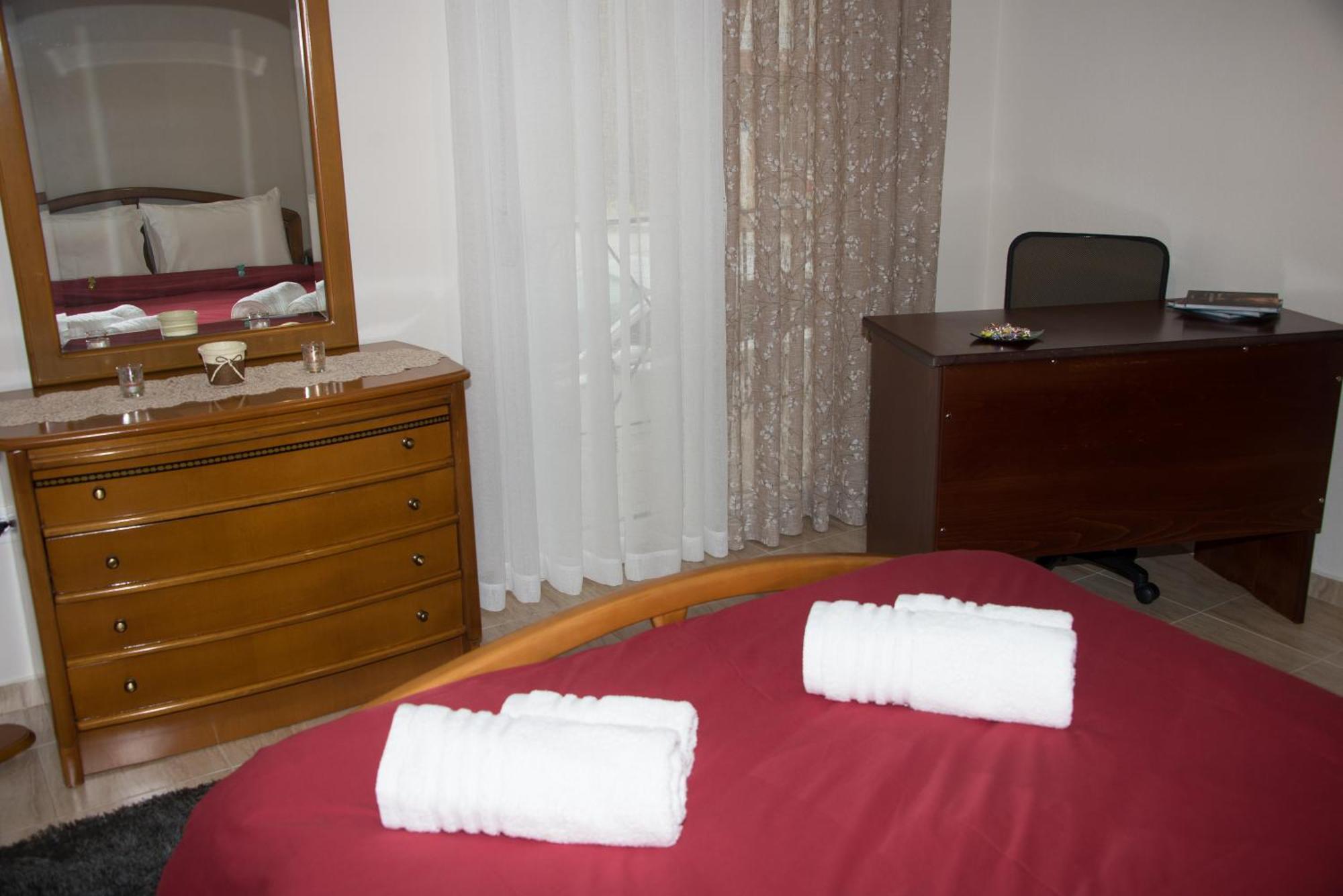 Panos House - High Luxury Apartment ตริกาลา ภายนอก รูปภาพ